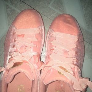 Light pink puma sneakers